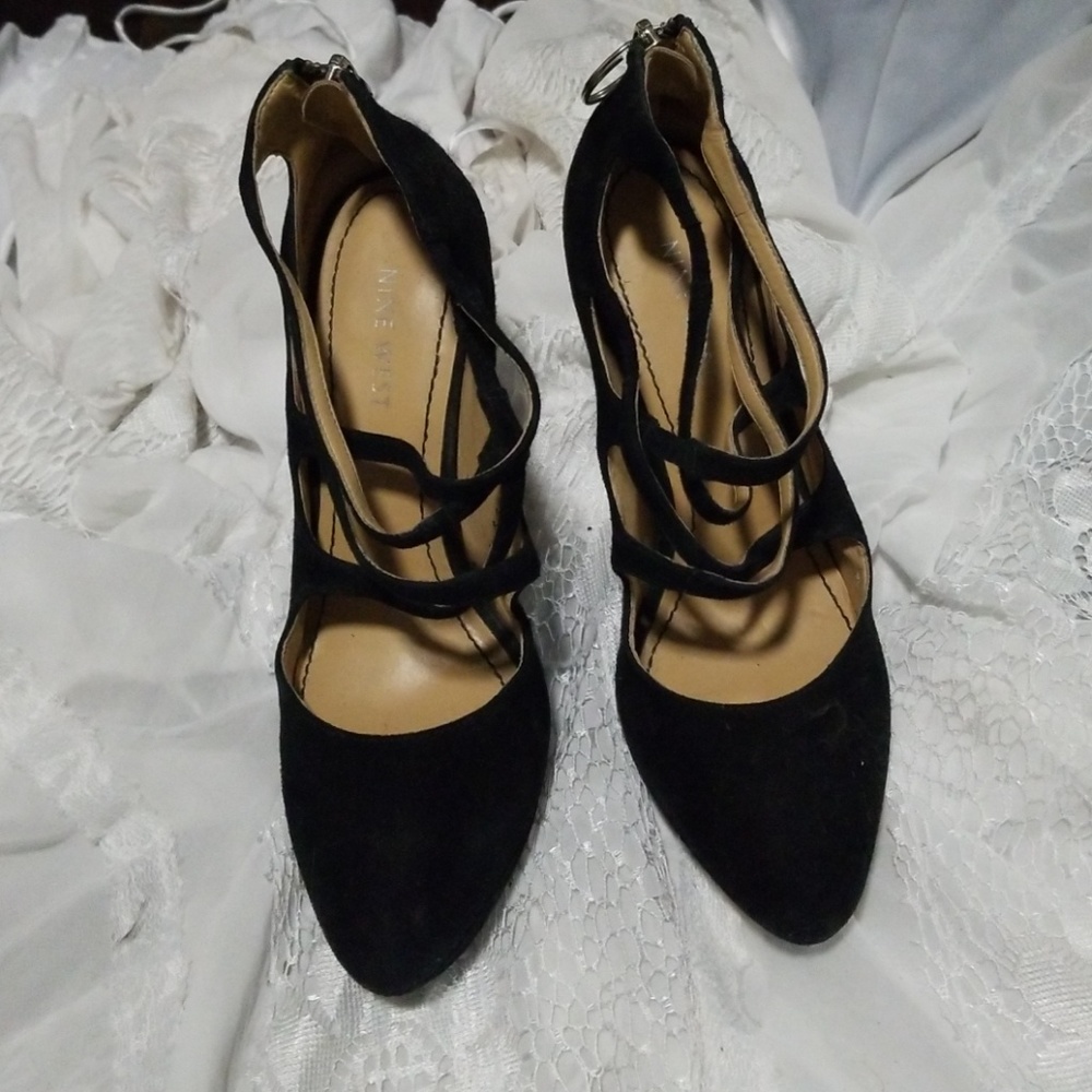 Nine west suede platform pumps